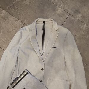 Men's Light Gray Blazer and Pants Set